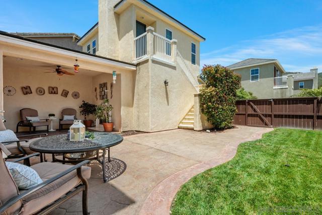 17253 4S Ranch Parkway, San Diego CA: https://media.crmls.org/mediaz/53afbda0-d908-4eef-a4f8-82c593eb2348.jpg