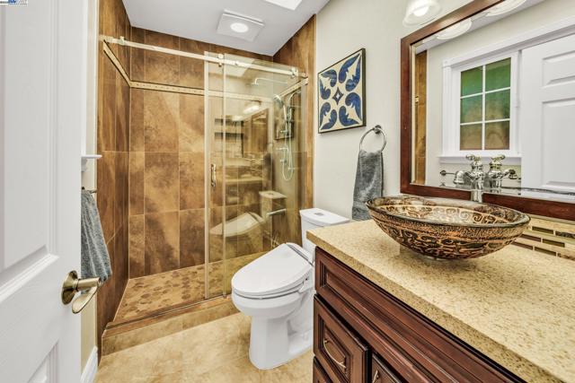 41917 Camino Santa Barbara, Fremont CA: https://media.crmls.org/mediaz/53b03e0d-9213-4489-b832-081d3758bbd1.jpg