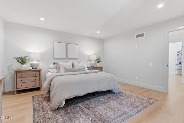 Detail Gallery Image 14 of 33 For 3034 Rollings Ave, Thousand Oaks,  CA 91360 - 5 Beds | 3 Baths