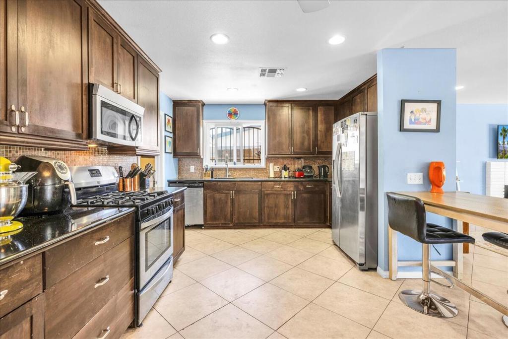 MLS #219137291PS image #10