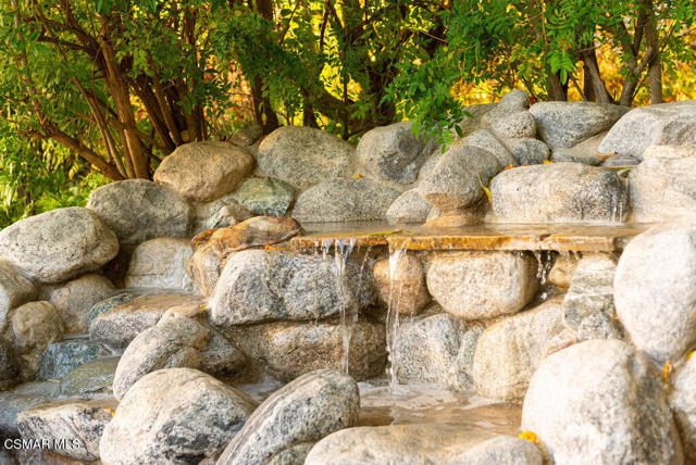 1816 Brittany Park Road, Camarillo CA: https://media.crmls.org/mediaz/53b1254b-9545-4b8f-a872-f4f86fd17beb.jpg