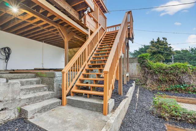 72 Cresta Vista Drive, San Francisco CA: https://media.crmls.org/mediaz/53b1ce1e-b5eb-4f27-a21f-3ffc9afd5f38.jpg