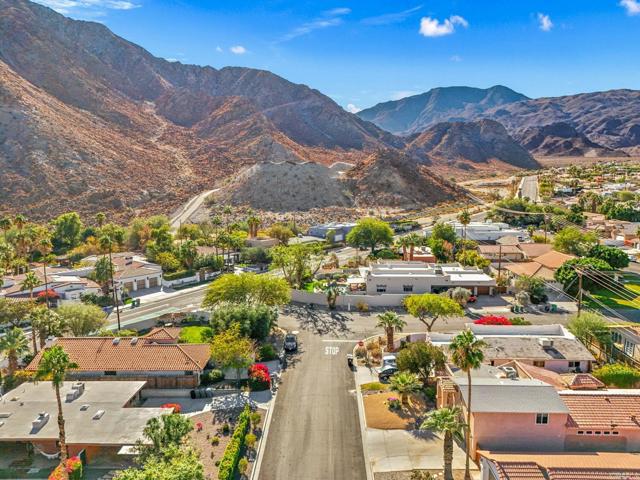 Detail Gallery Image 2 of 48 For 53967 Avenida Navarro, La Quinta,  CA 92253 - 3 Beds | 2/1 Baths