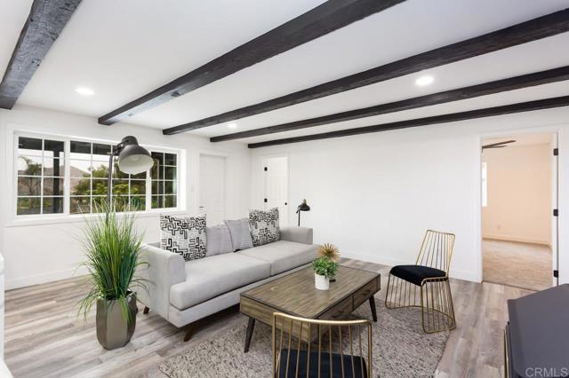 12049 Coping Place, Lakeside CA: https://media.crmls.org/mediaz/53b3f0ba-b38b-4174-8abc-088c3709ee0e.jpg