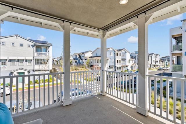 9476 Seawind Way, Newark CA: https://media.crmls.org/mediaz/53b4c020-1066-4a76-a5e7-405c4a516a86.jpg