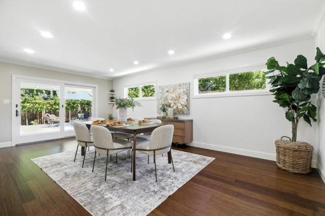 1869 Walnut Drive, Mountain View CA: https://media.crmls.org/mediaz/53b5f654-7448-46d4-ab44-48dcb9f90e3d.jpg