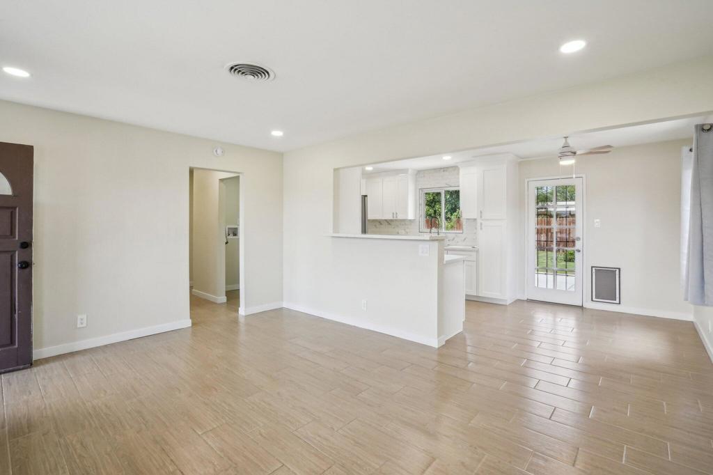 MLS #219131082DA img 13