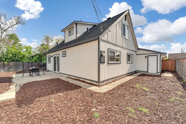 2068 Interbay Drive, San Jose CA: https://media.crmls.org/mediaz/53b881a7-a228-4a9f-b63c-e90ea380caa3.jpg