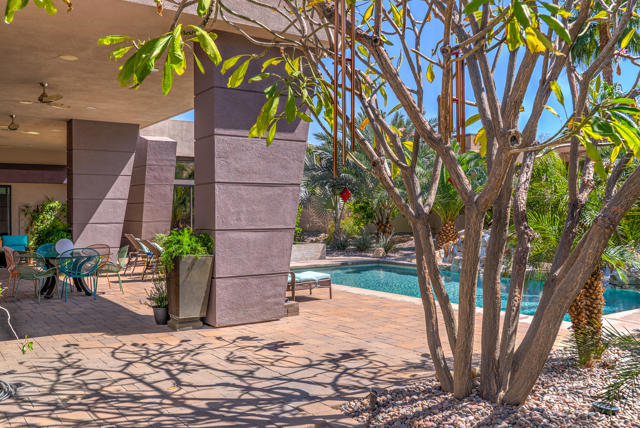 463 Lautner Lane, Palm Springs CA: https://media.crmls.org/mediaz/53ba691d-1bf8-47cc-86d4-a8fe1e43ff6b.jpg
