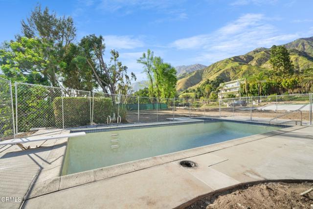 3680 Startouch Drive, Pasadena CA: https://media.crmls.org/mediaz/53bb4e0f-f95e-4692-b51b-3e75a693f765.jpg