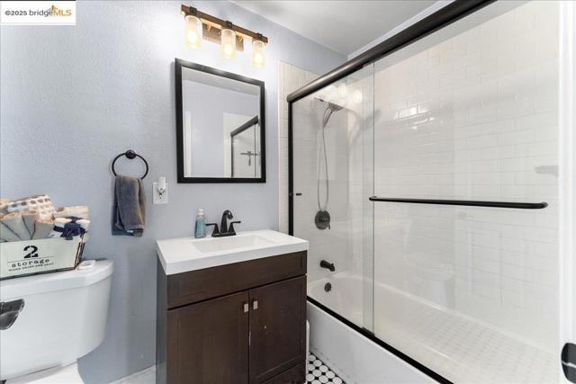 2016 104th AVE, Oakland CA: https://media.crmls.org/mediaz/53bb7aca-b3a5-445e-98ed-a0bf9c320801.jpg