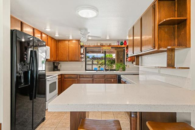 76739 Oklahoma Avenue, Palm Desert CA: https://media.crmls.org/mediaz/53bb9505-09b6-4a2a-b588-5bfa35f3cfc1.jpg