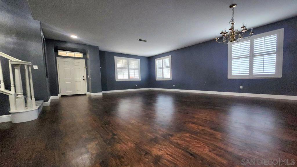 MLS #250045017SD image #15