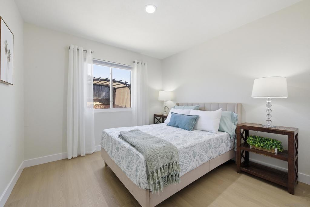 8595 Flanders Dr - photo 17