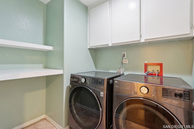 25 Villa Roma, Lake Elsinore CA: https://media.crmls.org/mediaz/53bbdd03-35b4-44c9-836b-754efaa167fe.jpg
