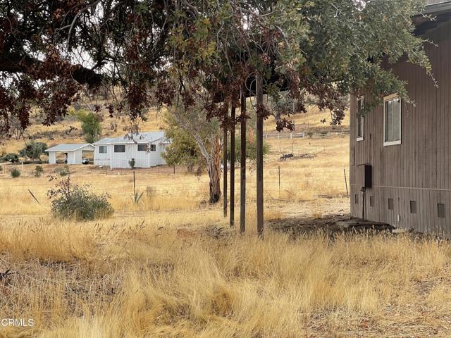 2170 Aliso Park Road, Cuyama CA: https://media.crmls.org/mediaz/53bc17f2-8fc4-467f-90d5-0b4b8fcf872f.jpg