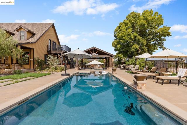3501 Byer Road, Byron CA: https://media.crmls.org/mediaz/53bd160d-8625-4858-a966-c0dacbee7242.jpg