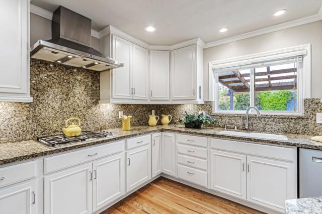 10571 N Blaney Avenue, Cupertino CA: https://media.crmls.org/mediaz/53bdb436-ec5e-4706-95c4-40cde9ef0f83.jpg