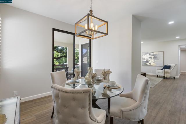 1285 Avenida Sevilla, Walnut Creek CA: https://media.crmls.org/mediaz/53be02e7-1fb4-4ca1-a744-abf7bdacd53d.jpg
