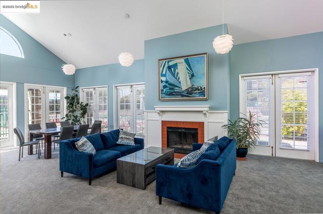1400 Pinnacle Ct, Richmond CA: https://media.crmls.org/mediaz/53be5ca6-dcc8-4505-a64d-fa10c46dedbc.jpg