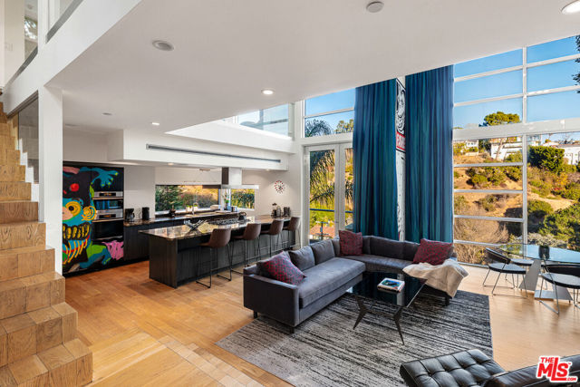 2738 Rinconia Drive, Los Angeles CA: https://media.crmls.org/mediaz/53bee515-6df0-4386-abe0-6810b262e158.jpg