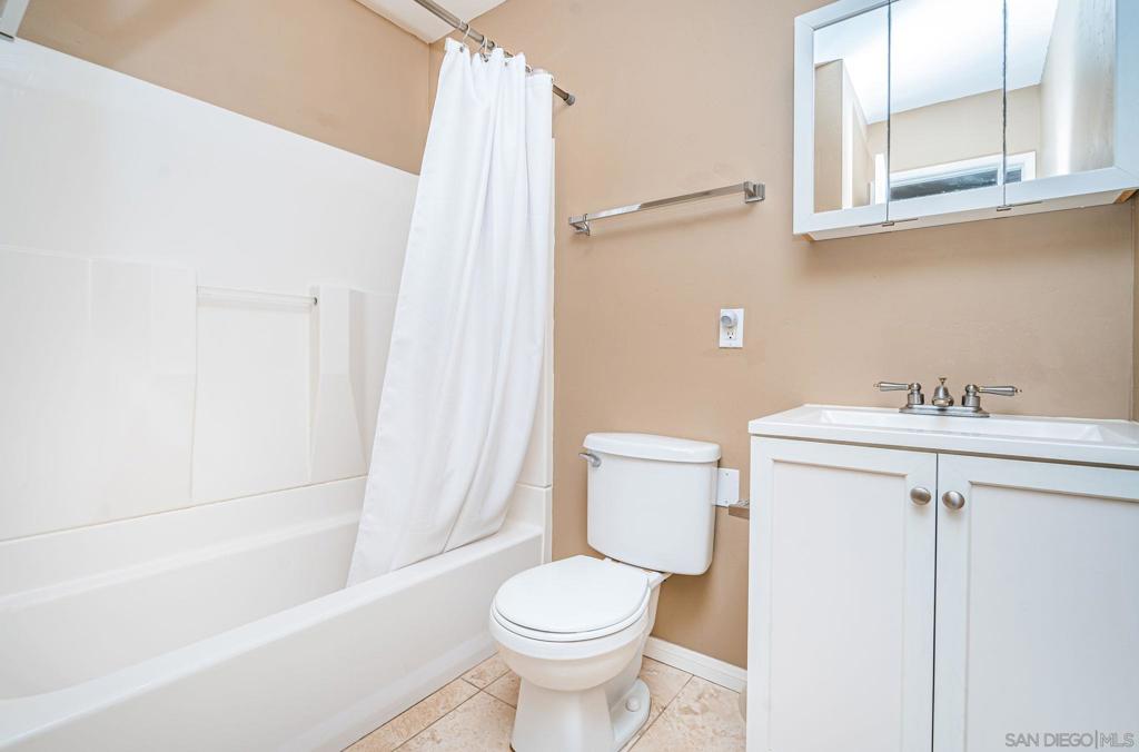 4954 63rd - photo 14