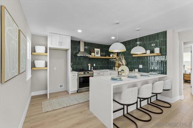 Image 10 of 33 For 803 Vanitie Ct