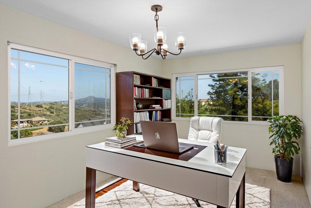 MLS #250026892SD image #28