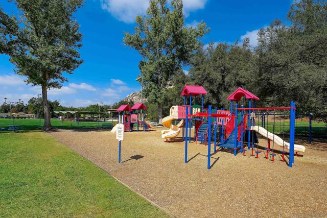 16112 Arena Drive, Ramona CA: https://media.crmls.org/mediaz/53c111af-ac25-42f4-93be-9e07fe0667de.jpg