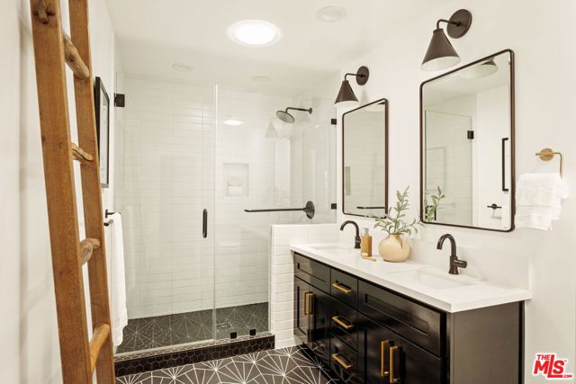 4313 W 59th Street, Los Angeles CA: https://media.crmls.org/mediaz/53c1e616-f7c4-448b-810f-254b1f8e5395.jpg