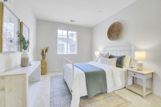 5092 Fioli Loop, San Ramon CA: https://media.crmls.org/mediaz/53c2aa5a-4db3-4e68-af6b-38875c24ab4a.jpg