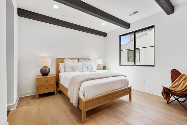 1400 Anacona Place, Encinitas CA: https://media.crmls.org/mediaz/53c2bba4-7426-4fef-acb7-40de46a7461d.jpg