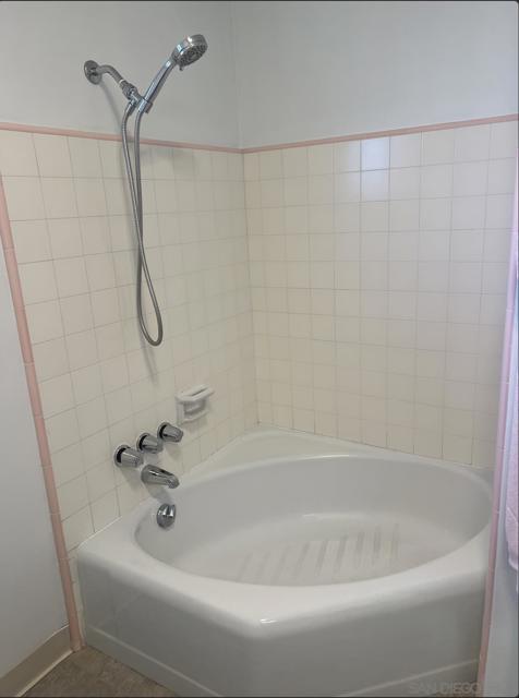 3958 Kenwood Dr, Spring Valley CA: https://media.crmls.org/mediaz/53c33963-9758-4a24-aa37-f97d80529a9b.jpg