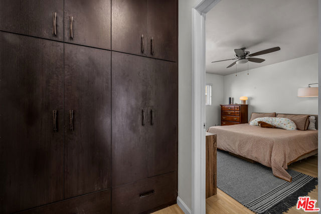 428 Hill Street, Santa Monica CA: https://media.crmls.org/mediaz/53c377e8-b9ea-4e00-b418-4884c7ebb73a.jpg