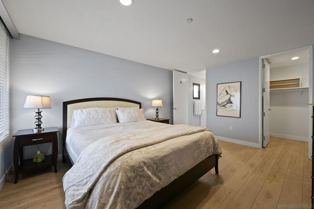 4082 Albatross St - photo 8