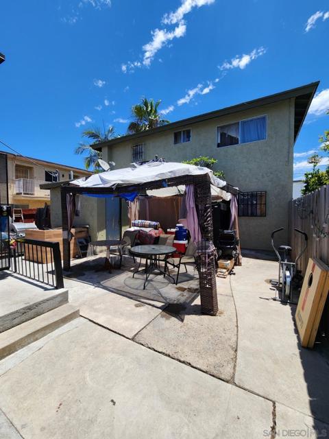 4129 Chamoune, San Diego, California 92105, ,Multi-Family,For Sale,Chamoune,250001262SD