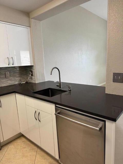 356 Everson Drive, Santa Cruz CA: https://media.crmls.org/mediaz/53c4ad36-c791-42bc-84d1-3d86c60be716.jpg