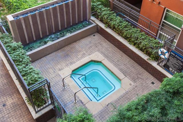 1225 ISLAND AV, San Diego CA: https://media.crmls.org/mediaz/53c521c0-9c03-469b-b571-fae2f5c3f2e3.jpg