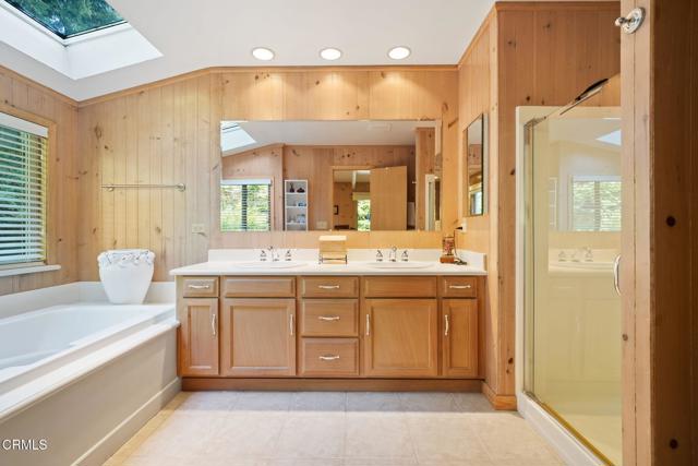 Detail Gallery Image 18 of 32 For 45260 Surfwood Dr, Mendocino,  CA 95460 - 2 Beds | 2/1 Baths