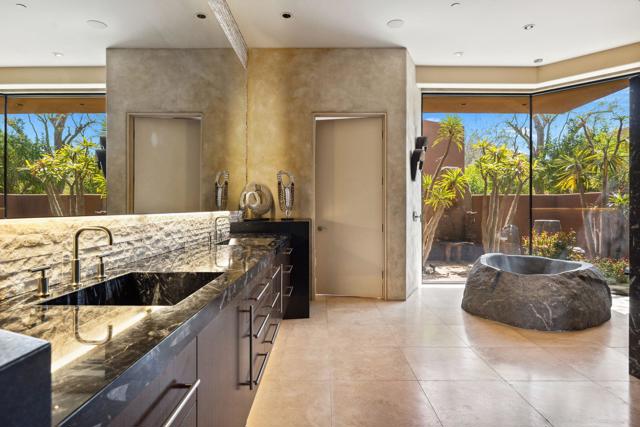 50741 Desert Arroyo Trail, Indian Wells CA: https://media.crmls.org/mediaz/53c55d8e-5f87-452d-882c-1a5309b3d71c.jpg