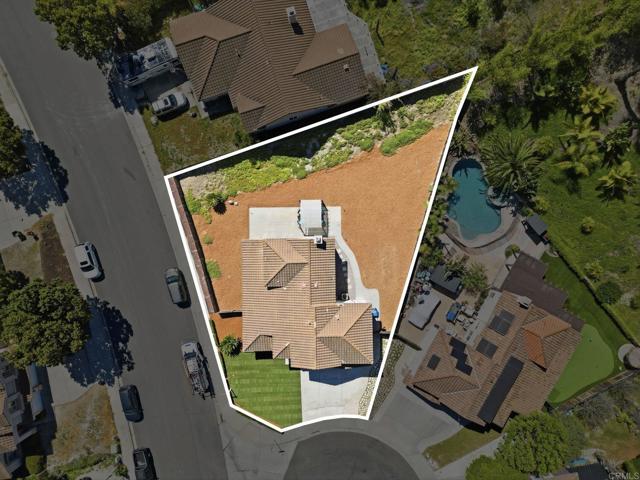 Detail Gallery Image 3 of 31 For 1247 Sunglow, Oceanside,  CA 92057 - 5 Beds | 3 Baths