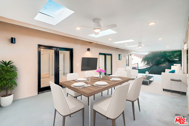 4188 Sunswept Drive photo 4