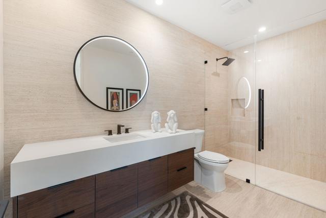 3 Siena Vista Court, Rancho Mirage CA: https://media.crmls.org/mediaz/53c581fd-3360-4275-93ee-9d2a9864615c.jpg