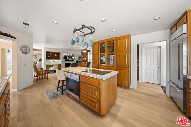 5441 Toltec Drive, Santa Barbara CA: https://media.crmls.org/mediaz/53c5d918-dfc8-4c6a-8628-a97923b710a0.jpg