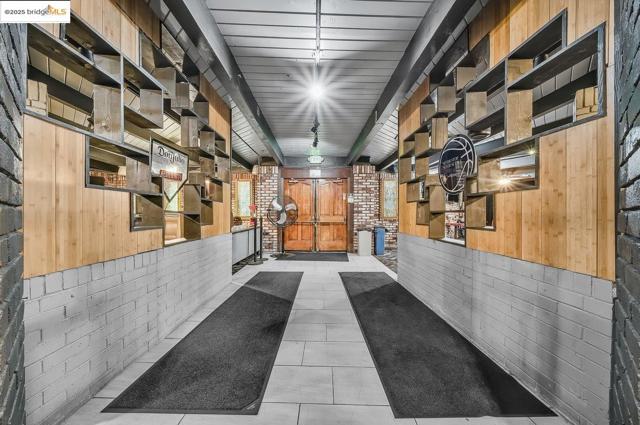 Image 11 of 49 For 15028 Hesperian Blvd