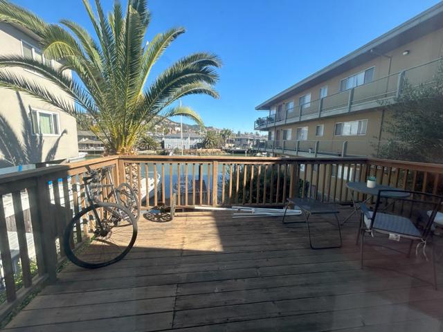 440 Canal Street, San Rafael CA: https://media.crmls.org/mediaz/53c6b770-a106-4f78-8172-61ab81bfcb4f.jpg