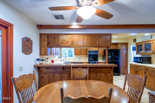 Detail Gallery Image 23 of 36 For 3727 Beechglen Dr, La Crescenta,  CA 91214 - 3 Beds | 2 Baths