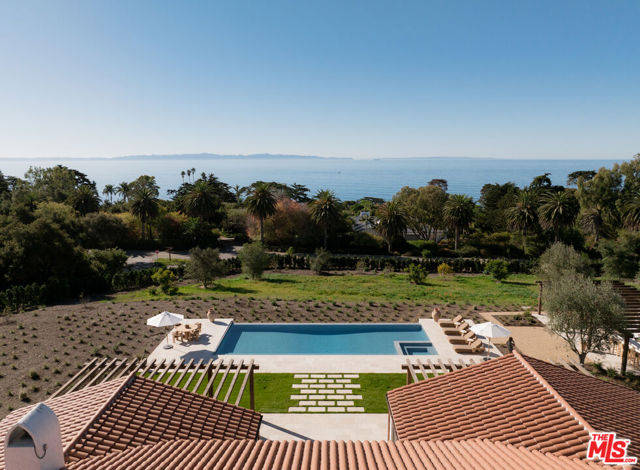 4200 Marina Drive, Santa Barbara CA: https://media.crmls.org/mediaz/53c89cdd-e07f-4dcd-b942-59ab671c3a81.jpg