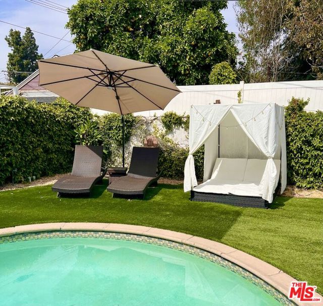 219 Winchester Avenue, Glendale CA: https://media.crmls.org/mediaz/53c8e55e-0540-492a-9d93-a82c2e00d475.jpg