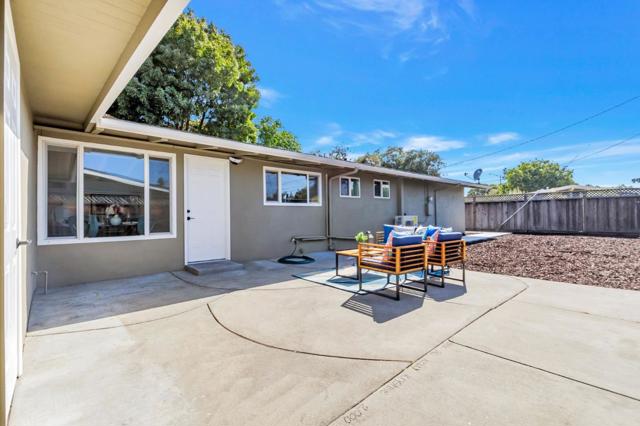 761 Lakeknoll Drive, Sunnyvale CA: https://media.crmls.org/mediaz/53c9ac2d-5b3e-4d98-8322-f845f9e24e3f.jpg